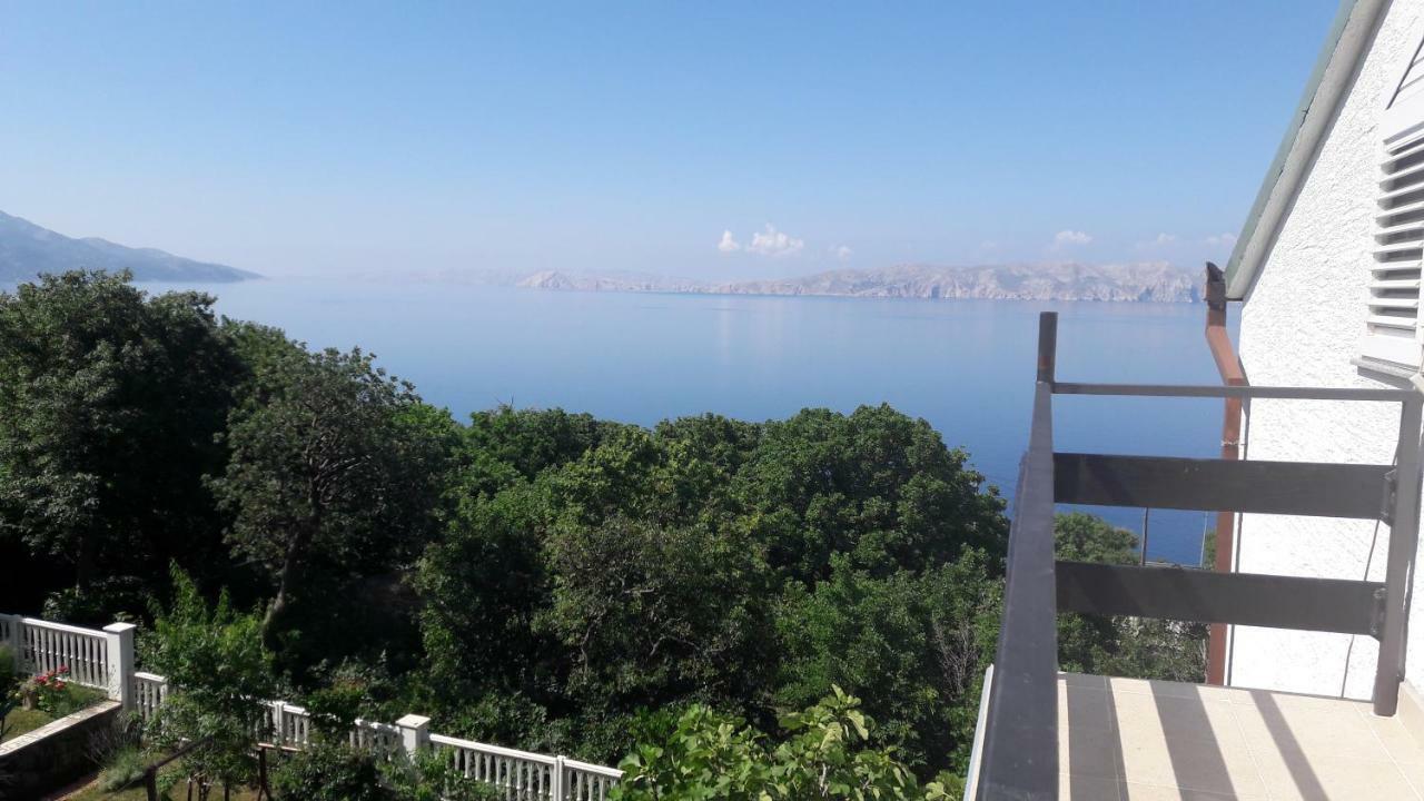 Mica Apartment Senj  Luaran gambar